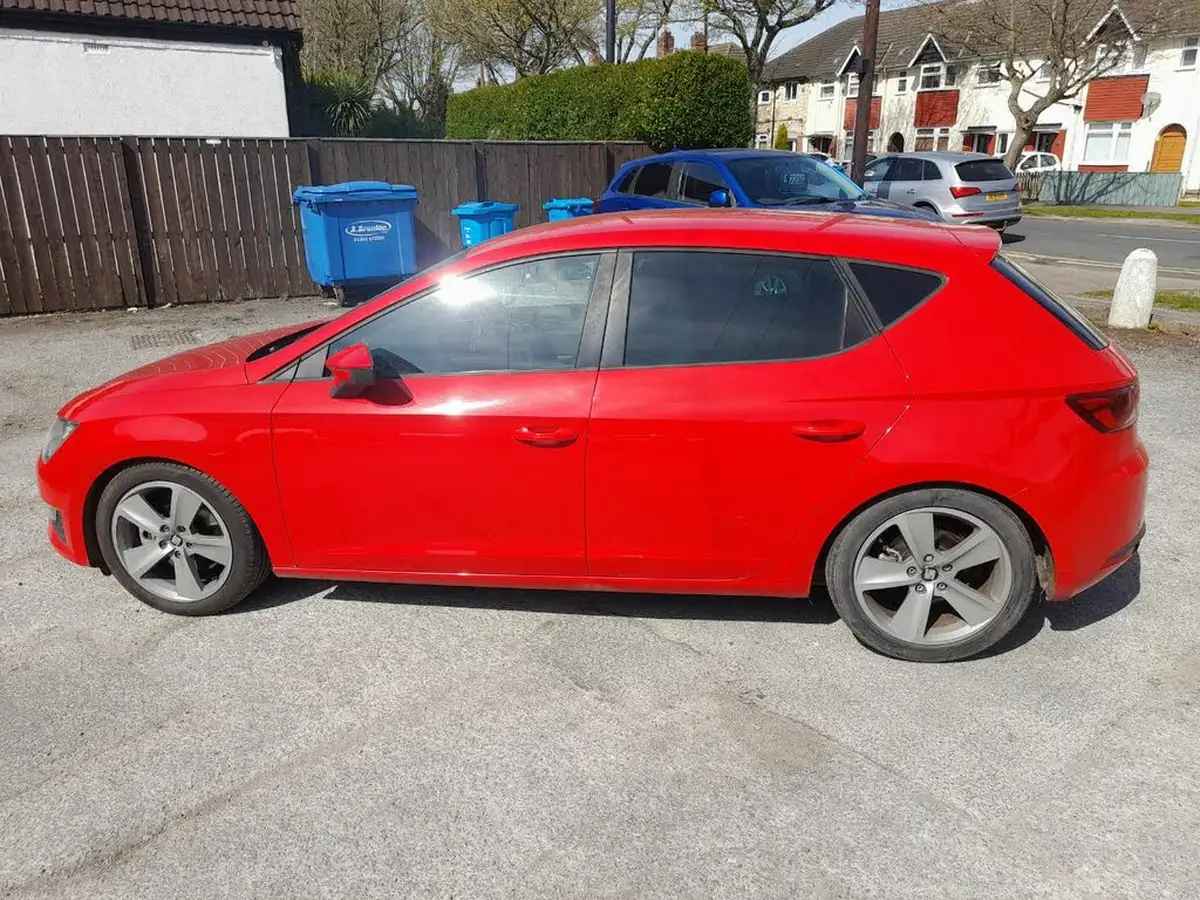 2014-seat-leon-18-fr-ss-hatchback-5d-big-4