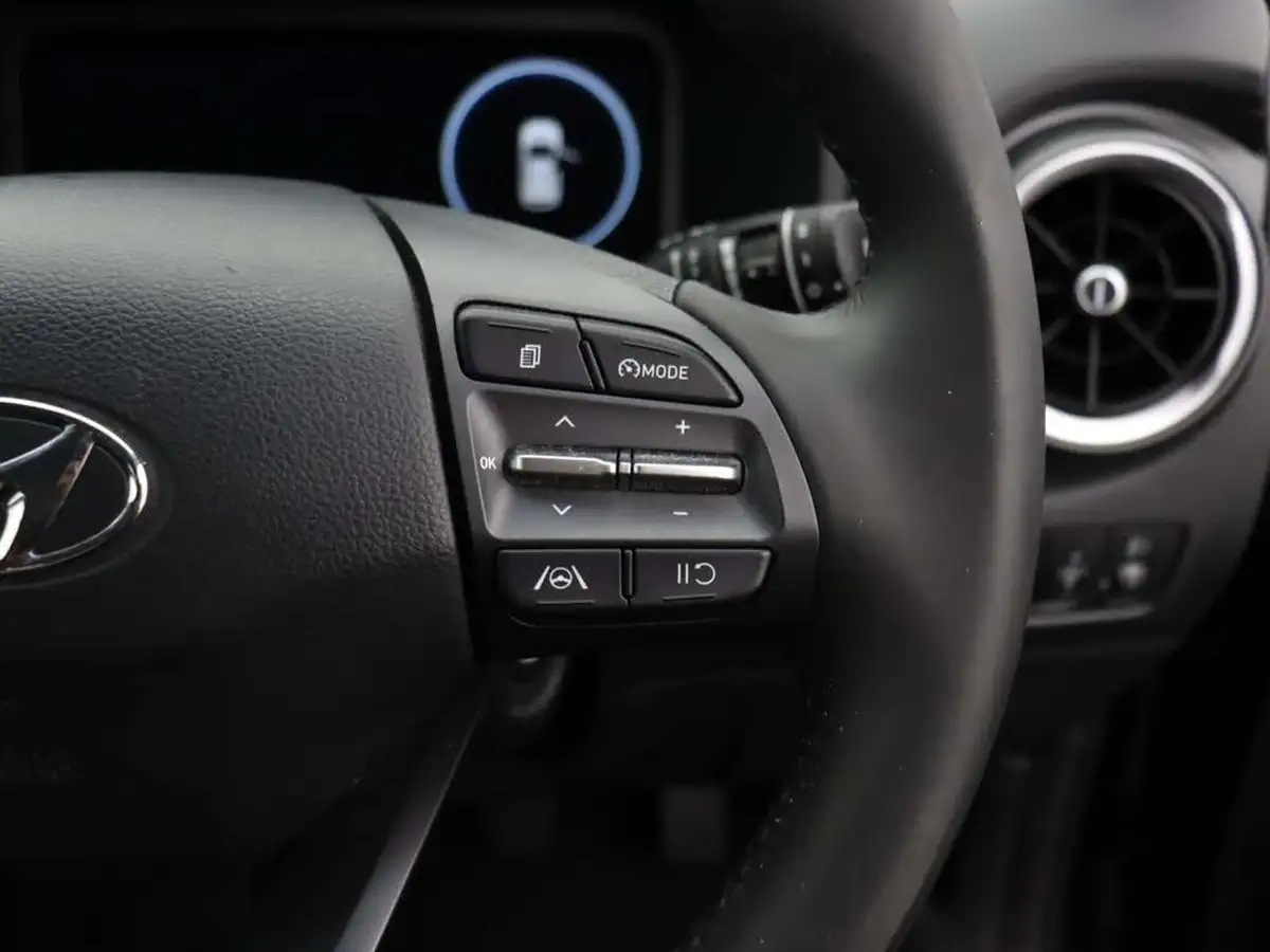 2022-hyundai-kona-10-t-gdi-se-connect-big-24