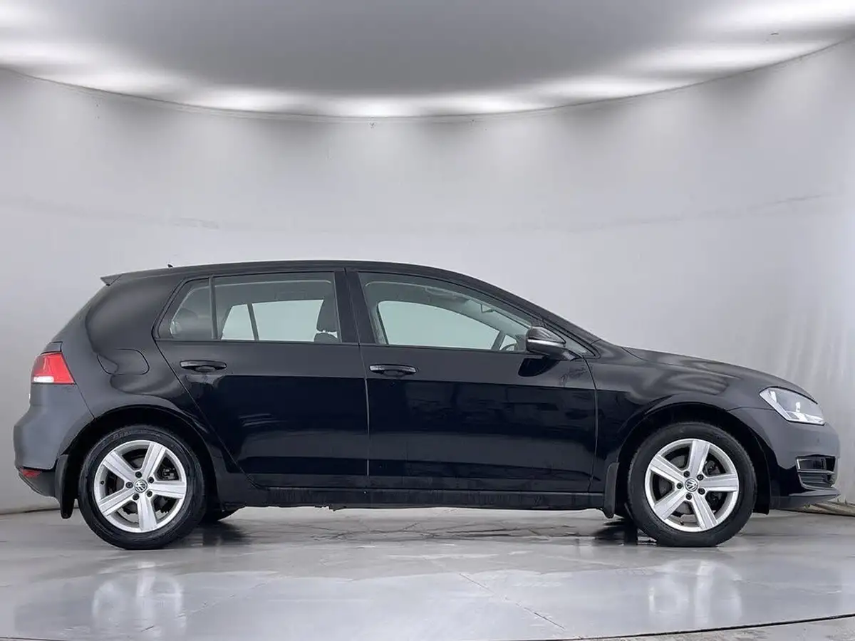 2015-volkswagen-golf-14-match-5d-dsg-big-70