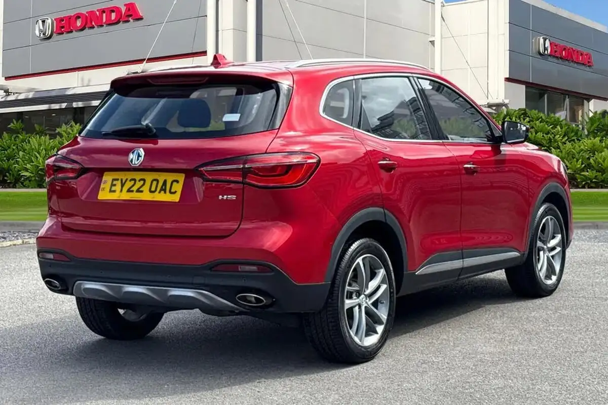 2022-mg-hs-15t-gdi-excite-162ps-dct-big-11