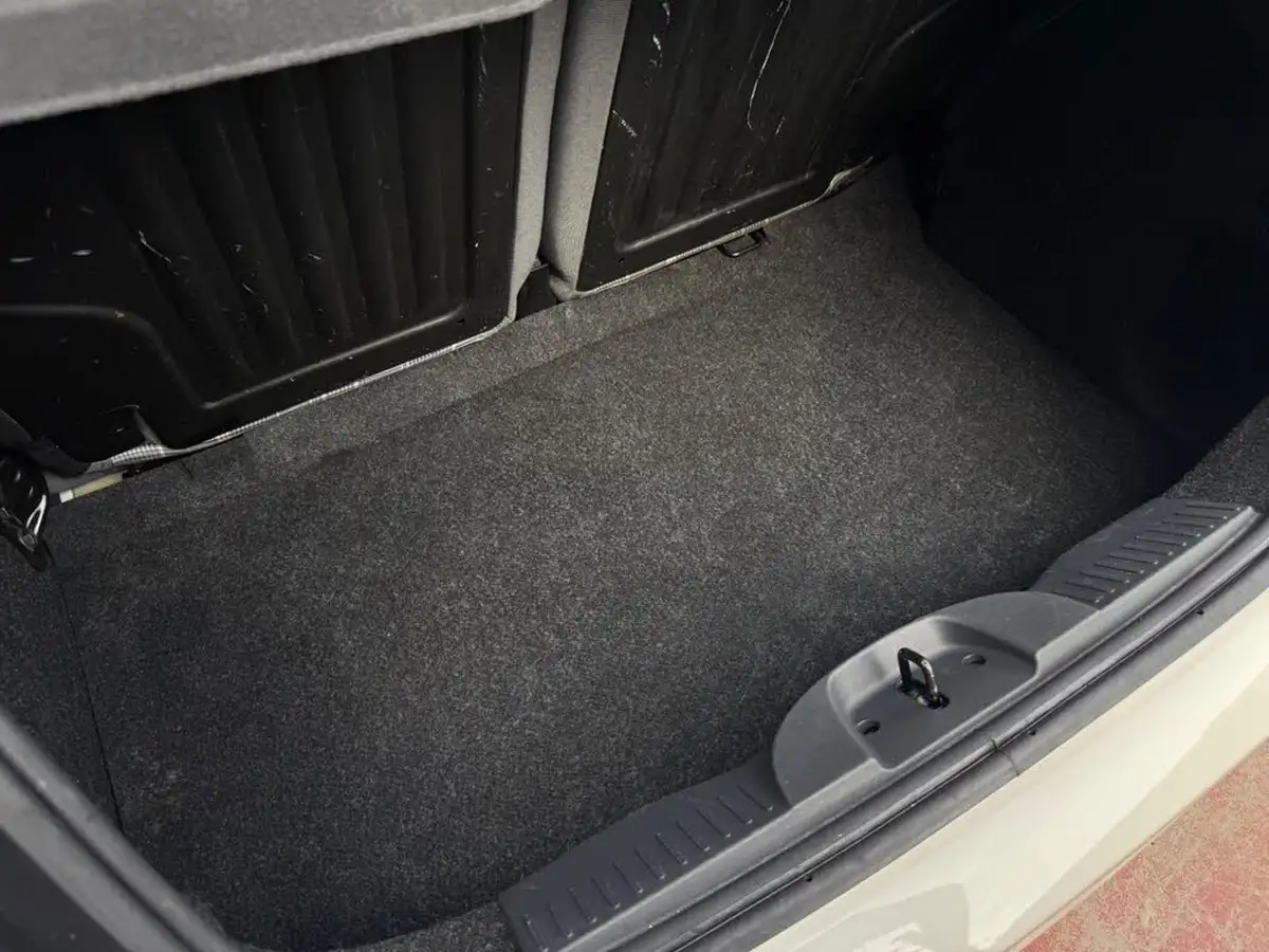 2016-fiat-500-12-lounge-dualogic-big-35