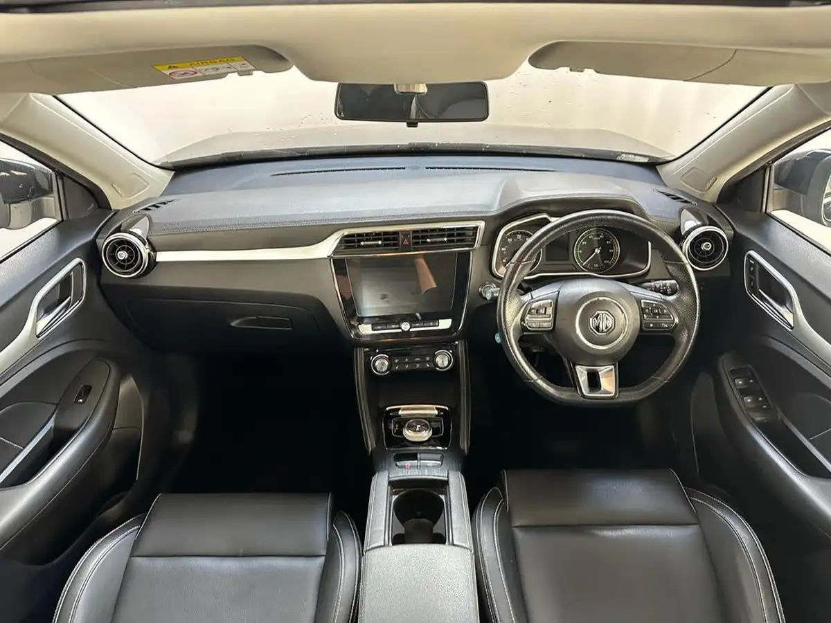 2021-mg-zs-suv-e-exclusive-ev-big-9