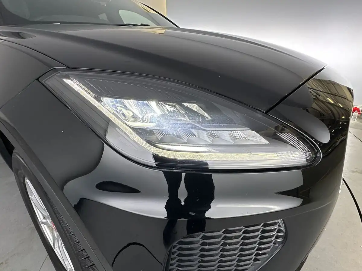 2020-jaguar-e-pace-20-i4d-r-dynamic-s-150ps-awd-big-30
