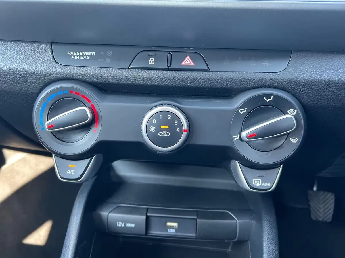 2023-kia-stonic-10-t-gdi-2-99bhp-big-16