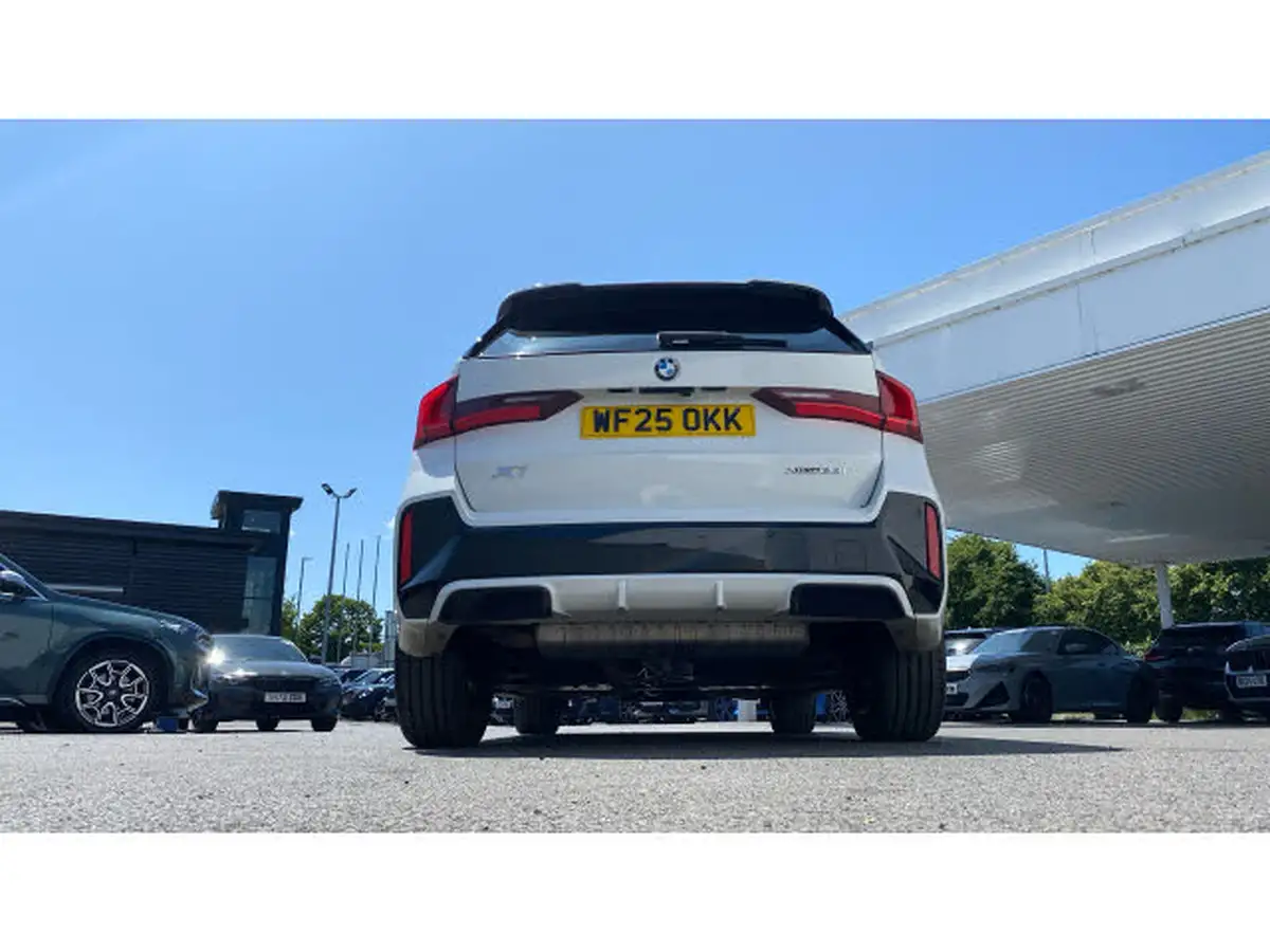 2025-bmw-x1-20-xdrive23i-m-sport-big-28