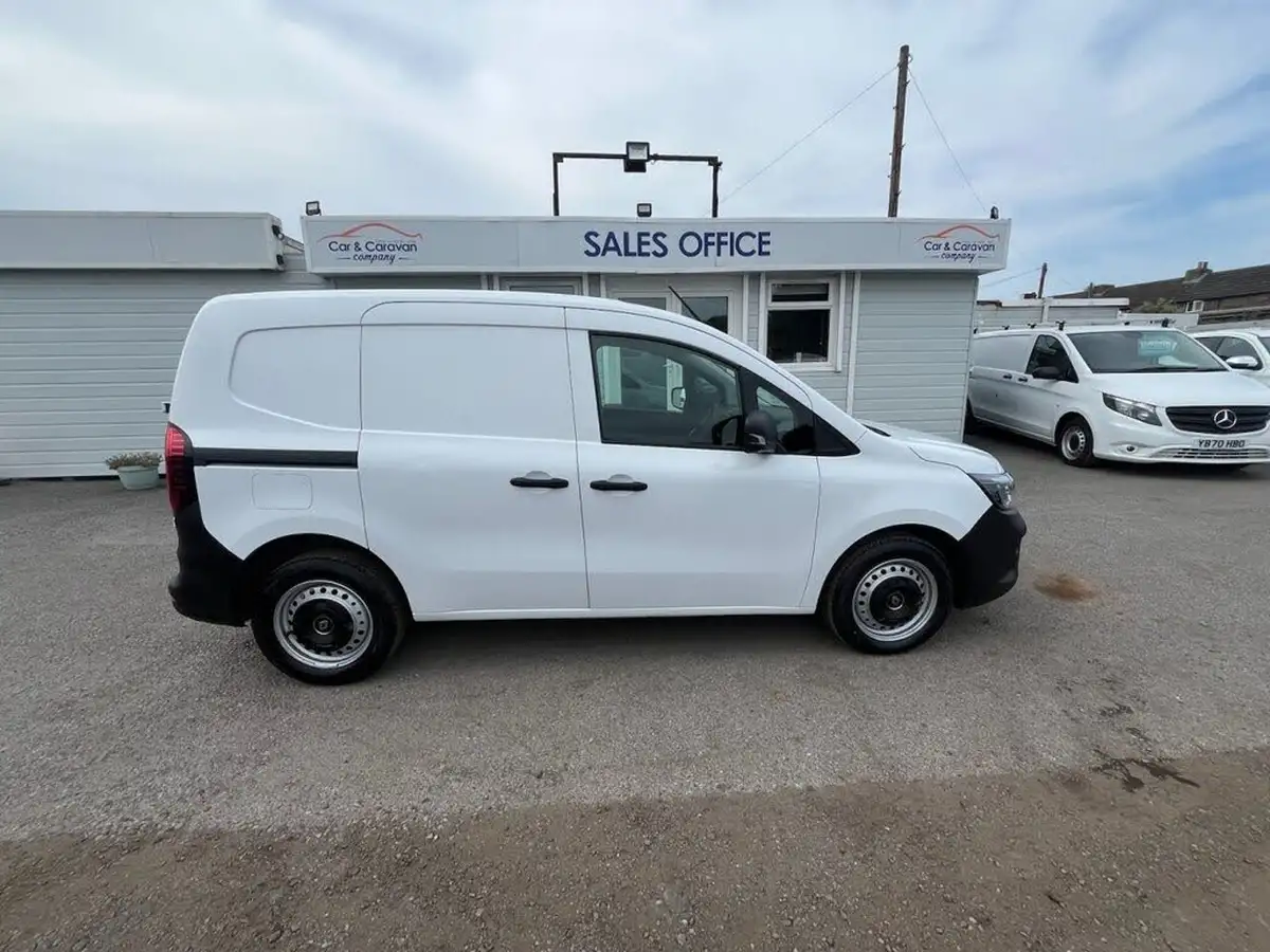 2023-renault-kangoo-15dci-ml19-95-start-big-10
