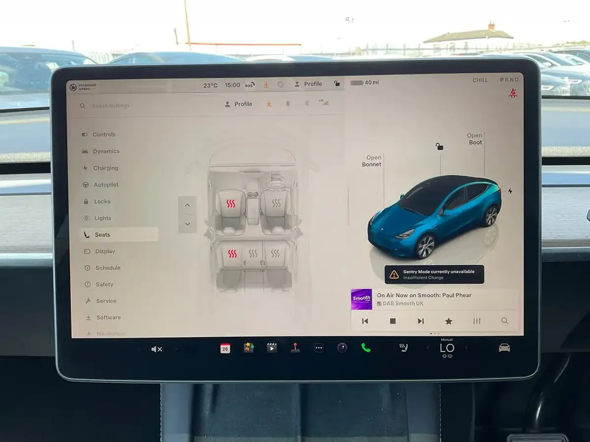 2022-tesla-model-y-e-long-range-big-23