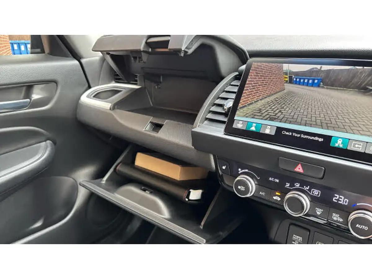 2020-honda-jazz-15-i-mmd-ex-big-38