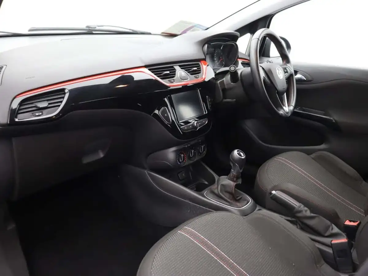 2018-vauxhall-corsa-14i-sri-nav-90ps-ecotec-5d-big-10