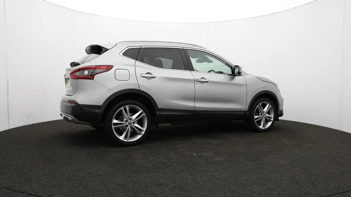 2019-nissan-qashqai-13-dig-t-n-motion-140ps-big-30