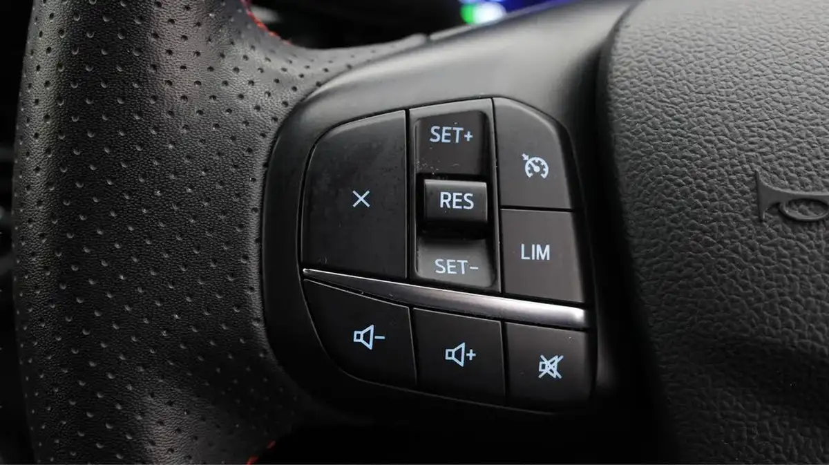 2021-ford-kuga-25t-st-line-x-edition-225ps-phev-big-41