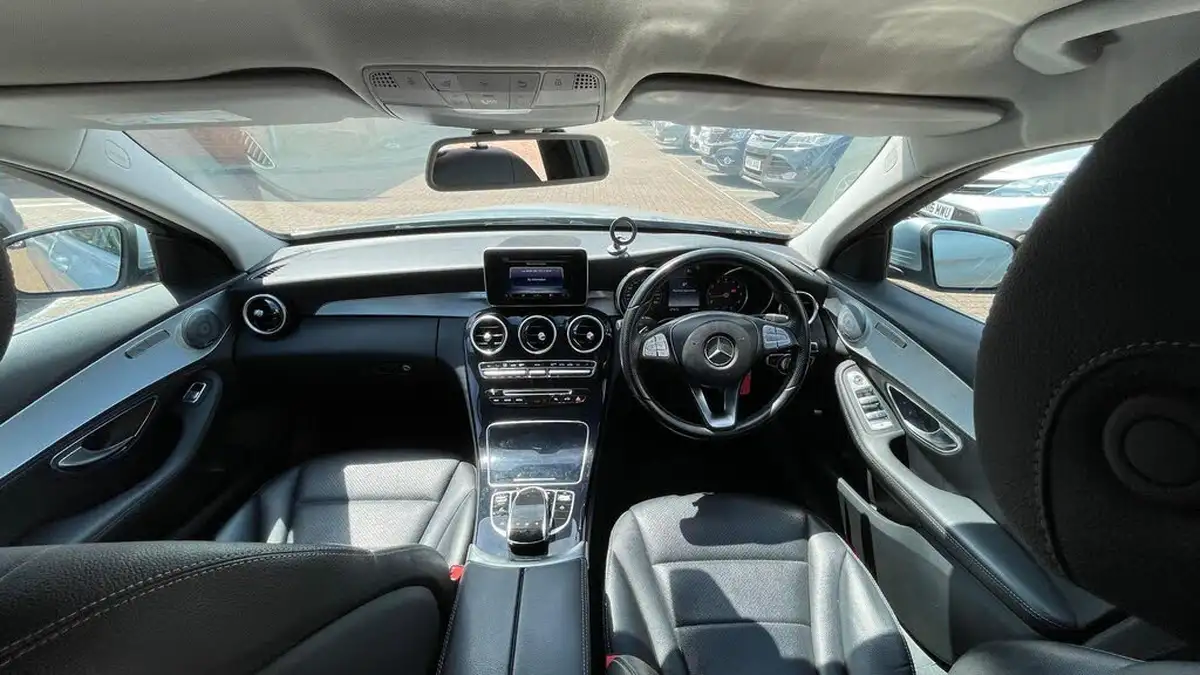 2015-mercedes-benz-c-class-20-c200-sport-184ps-ss-saloon-4d-7g-tronic-plus-big-16