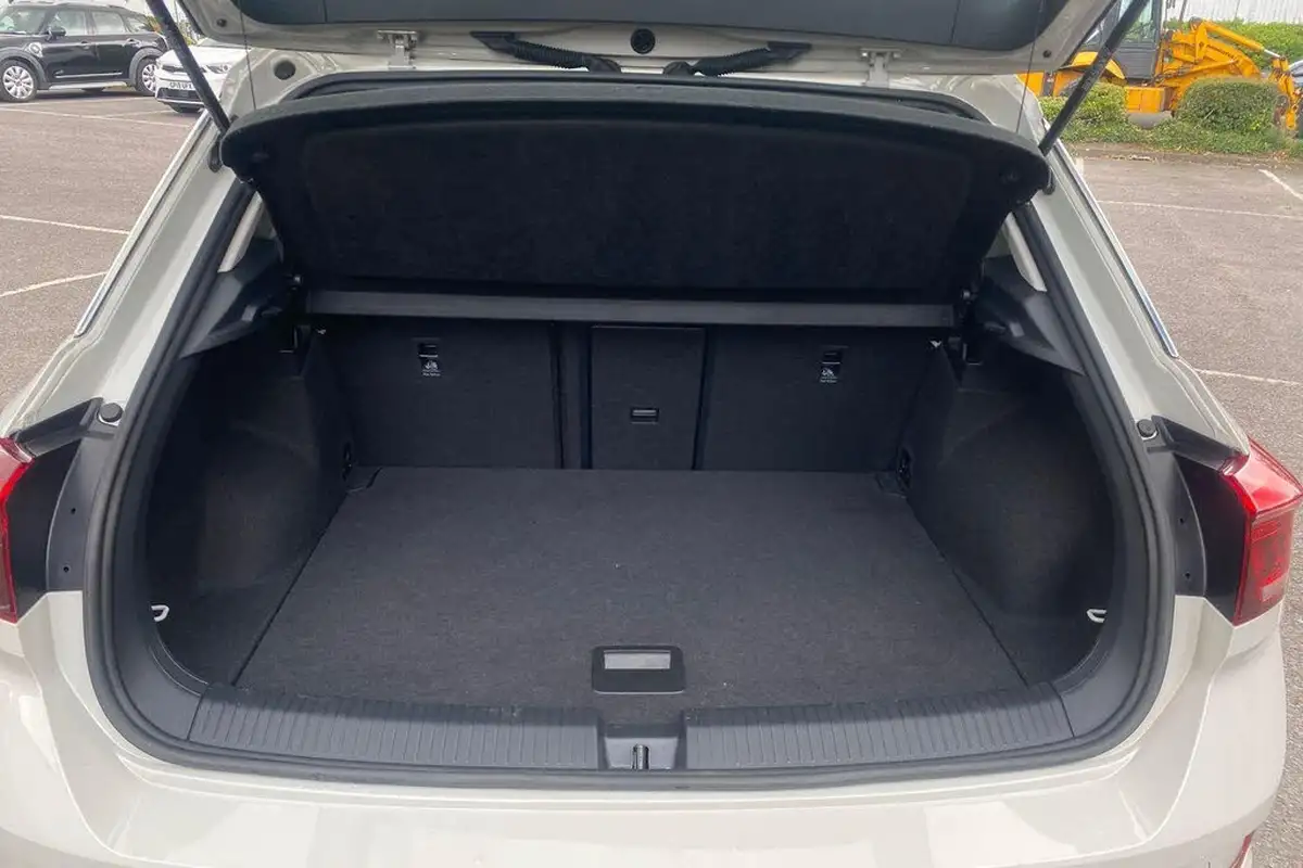 2022-volkswagen-t-roc-15-tsi-life-dsg-big-43