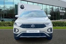 2022-volkswagen-t-roc-15-tsi-life-dsg-small-6