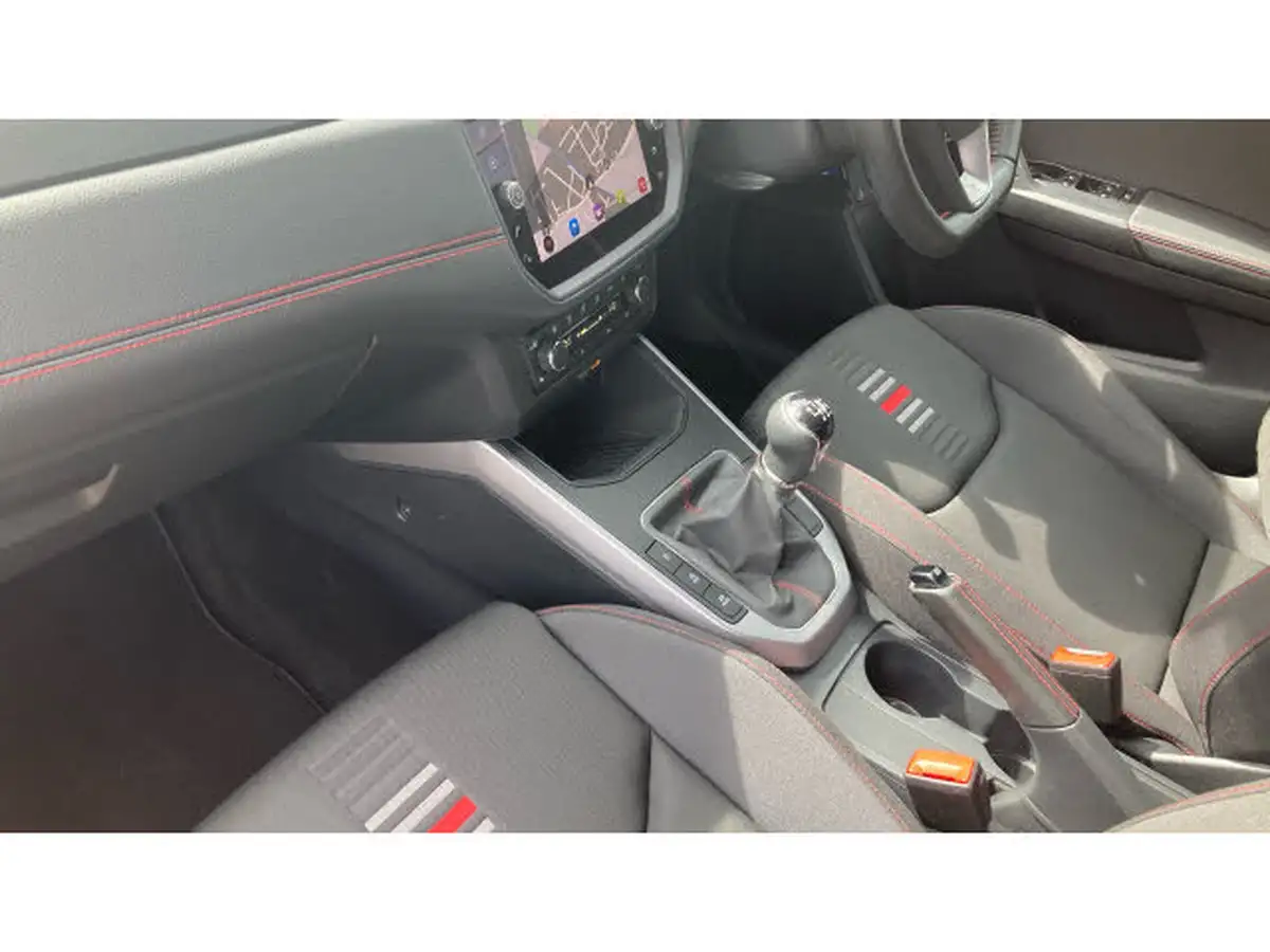 2021-seat-arona-10-tsi-fr-red-edition-big-12
