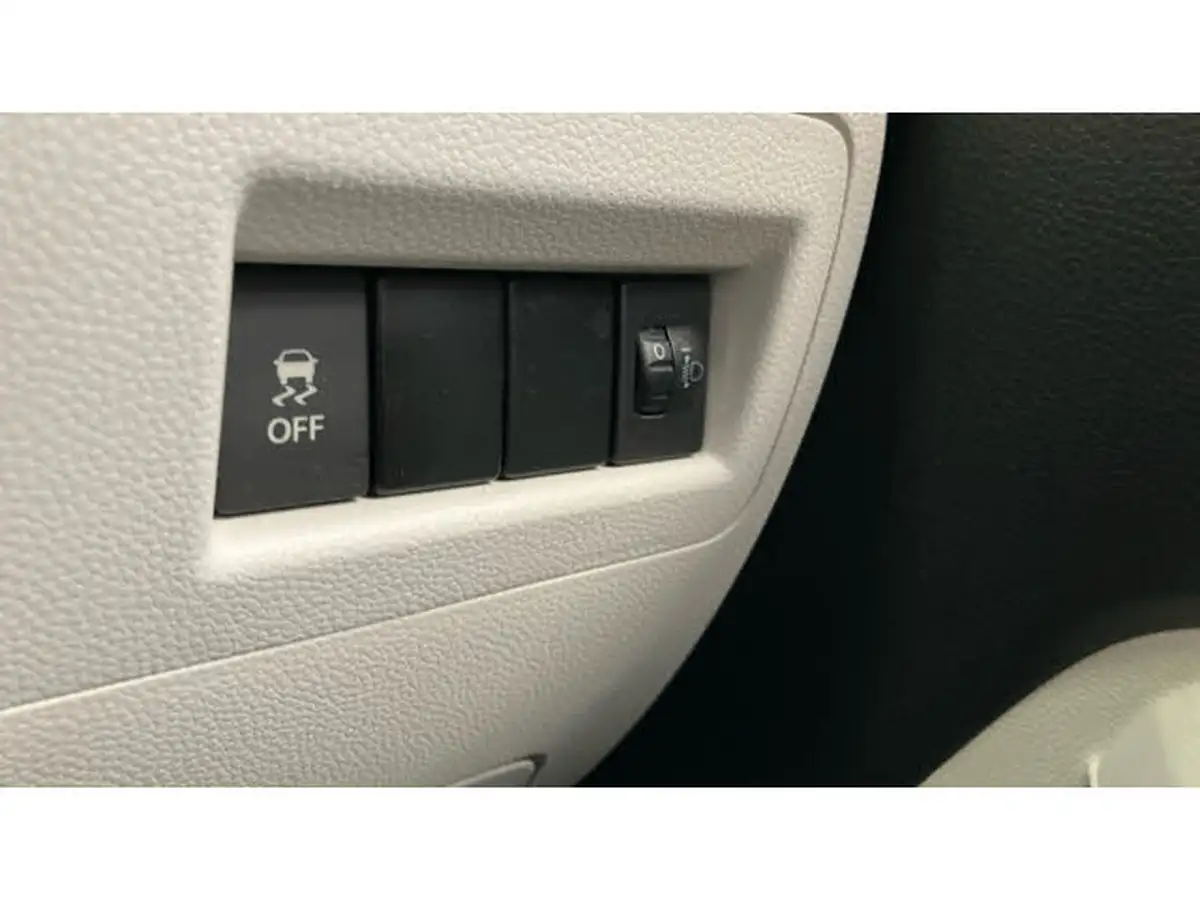 2017-suzuki-ignis-12-dualjet-sz-t-big-15