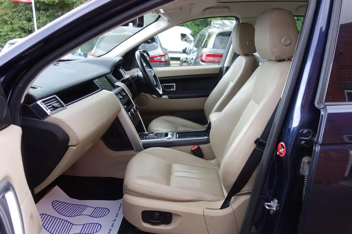 2016-land-rover-discovery-sport-20td4-hse-180ps-awd-ss-auto-big-14
