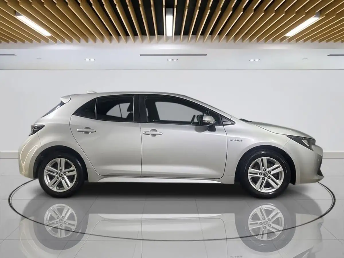 2021-toyota-corolla-18-vvt-i-icon-tech-spare-wheel-hatchback-5d-big-9