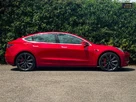 2020-tesla-model-3-e-performance-small-3
