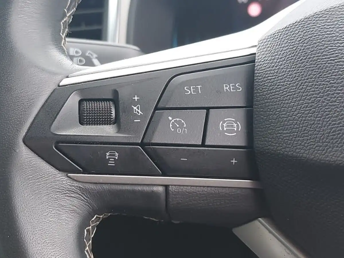2023-seat-ateca-15-ecotsi-xperience-dsg-big-17