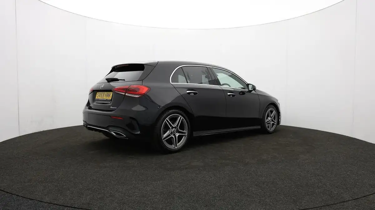 2019-mercedes-benz-a-class-20-a220-amg-line-premium-plus-hatchback-5d-4matic-big-36
