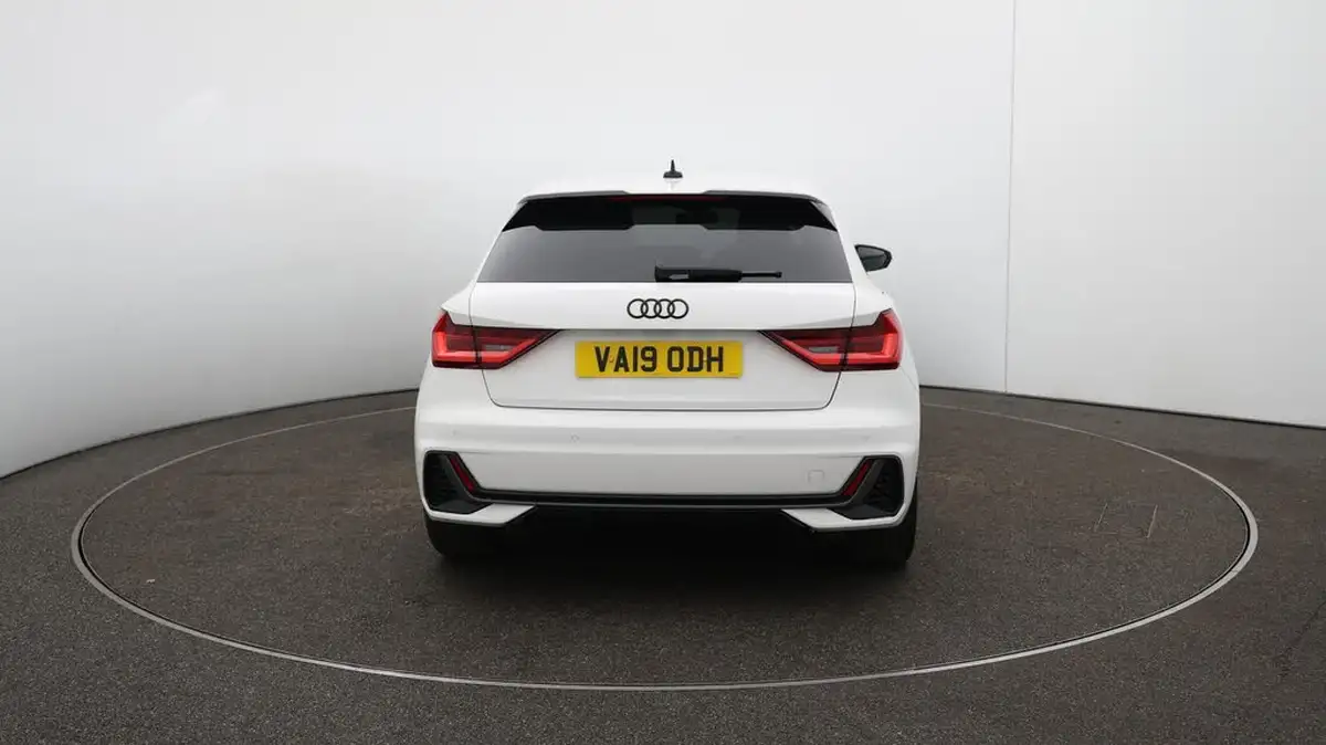 2019-audi-a1-10-30-tfsi-s-line-ss-tronic-big-55