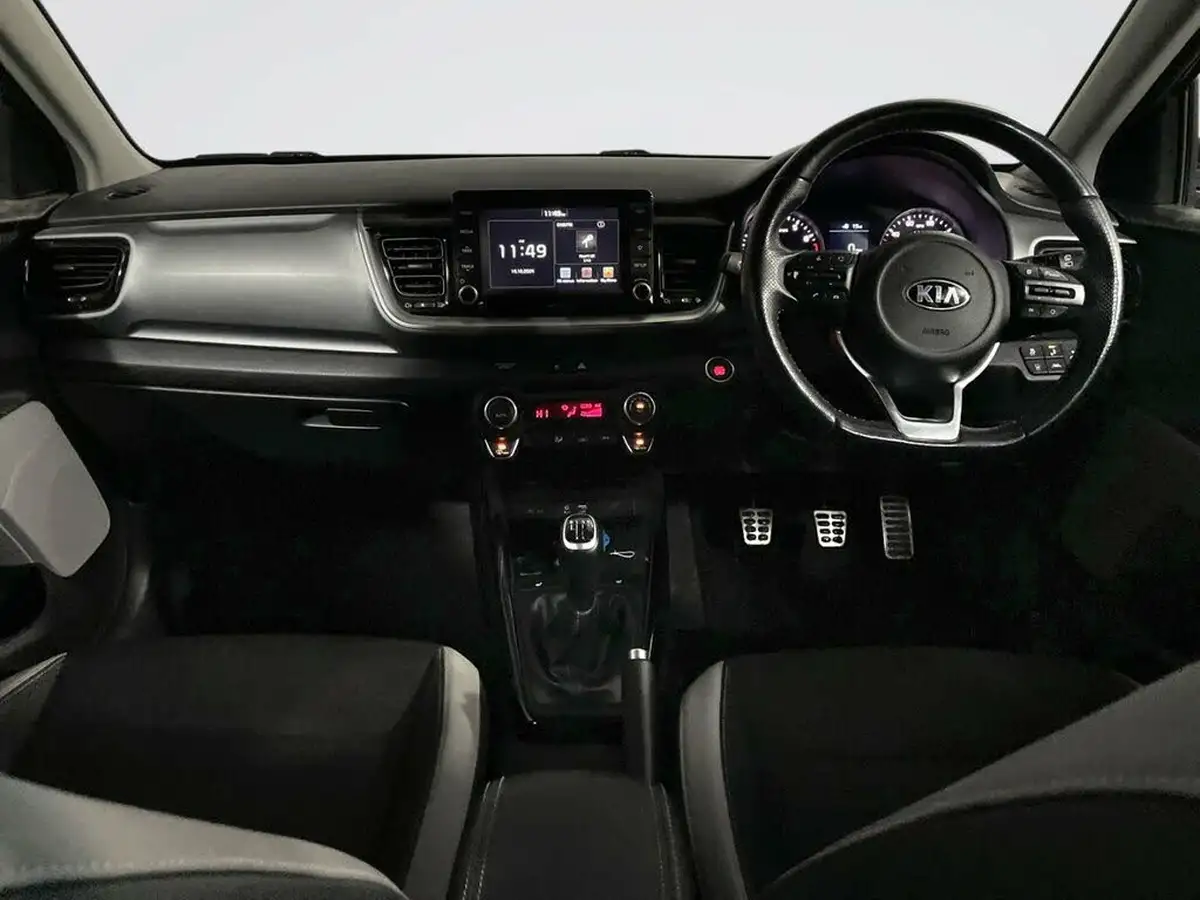 2018-kia-stonic-10-t-gdi-first-edition-big-2