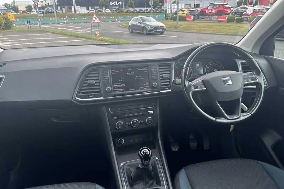 2018-seat-ateca-16tdi-se-technology-ecomotive-big-11