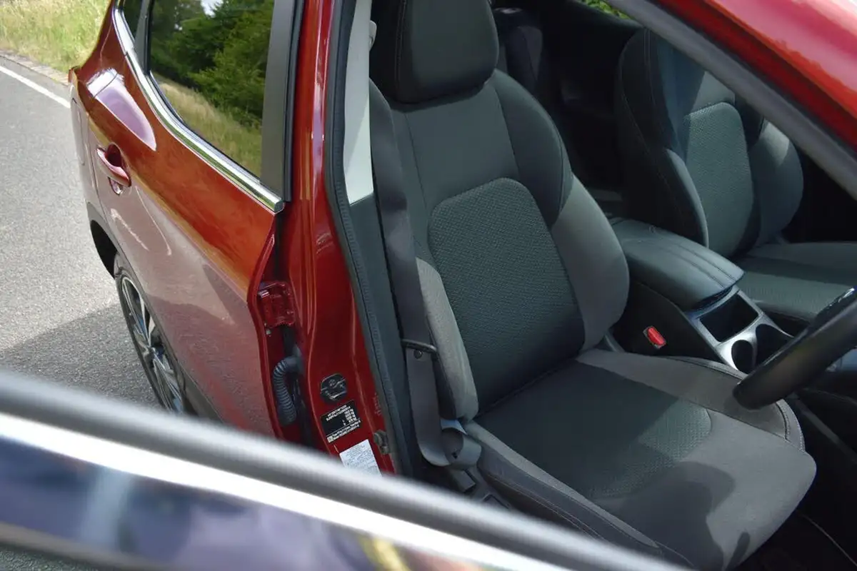 2020-nissan-qashqai-13-dig-t-n-connecta-160ps-auto-big-9