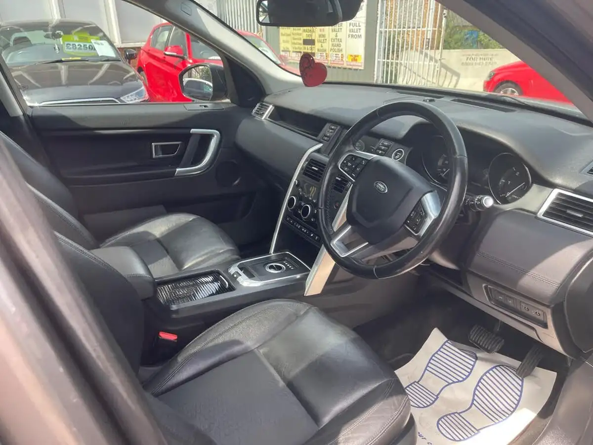 2016-land-rover-discovery-sport-20td4-se-tech-180ps-awd-ss-auto-big-21