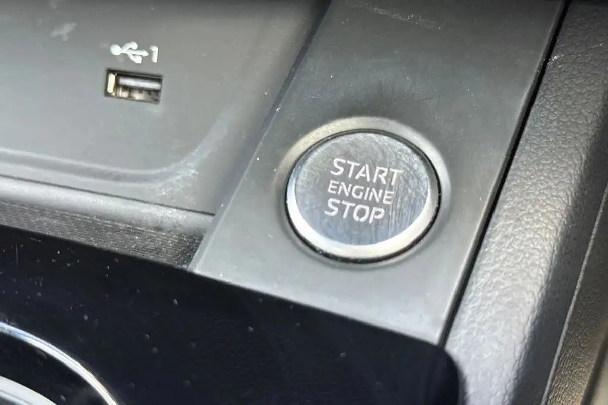 2020-audi-a4-20-35-tdi-s-line-big-32