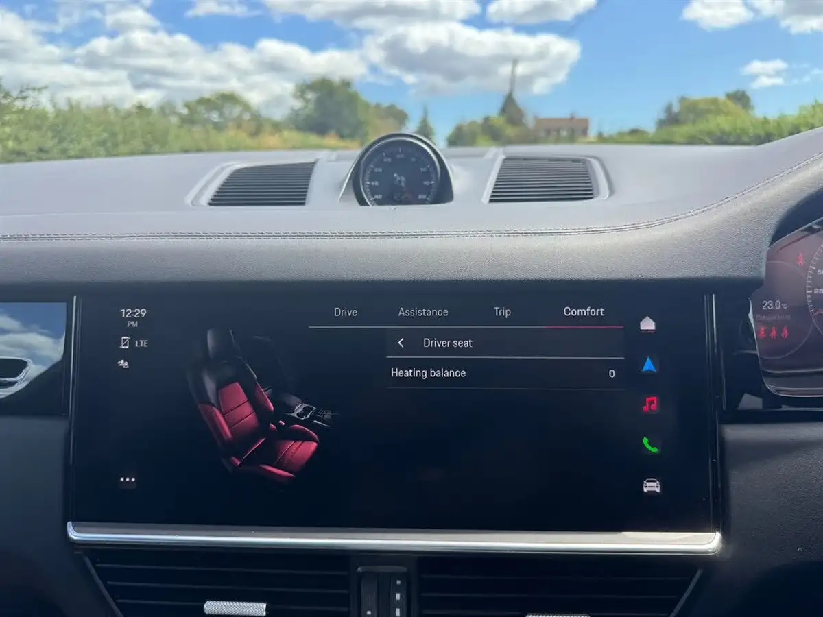 2021-porsche-cayenne-30-v6-station-wagon-big-26
