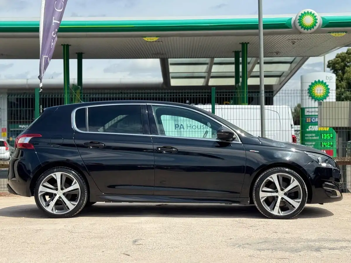 2015-peugeot-308-20-bluehdi-gt-line-20-bluehdi-big-27