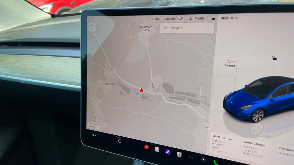 2023-tesla-model-y-e-rwd-big-25