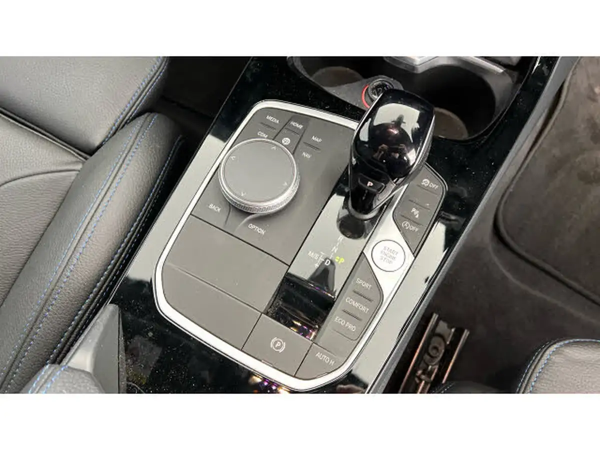 2022-bmw-1-series-20td-120d-m-sport-lcp-big-9