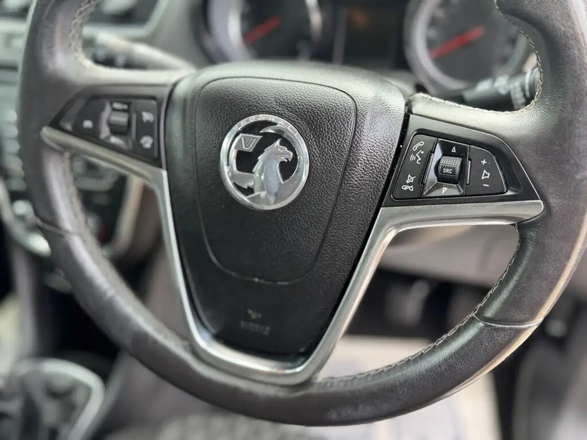 2015-vauxhall-mokka-16-tech-line-big-46