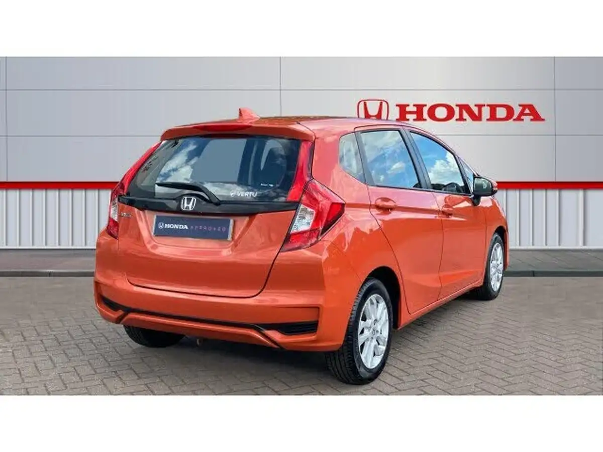 2018-honda-jazz-13-i-vtec-se-big-11
