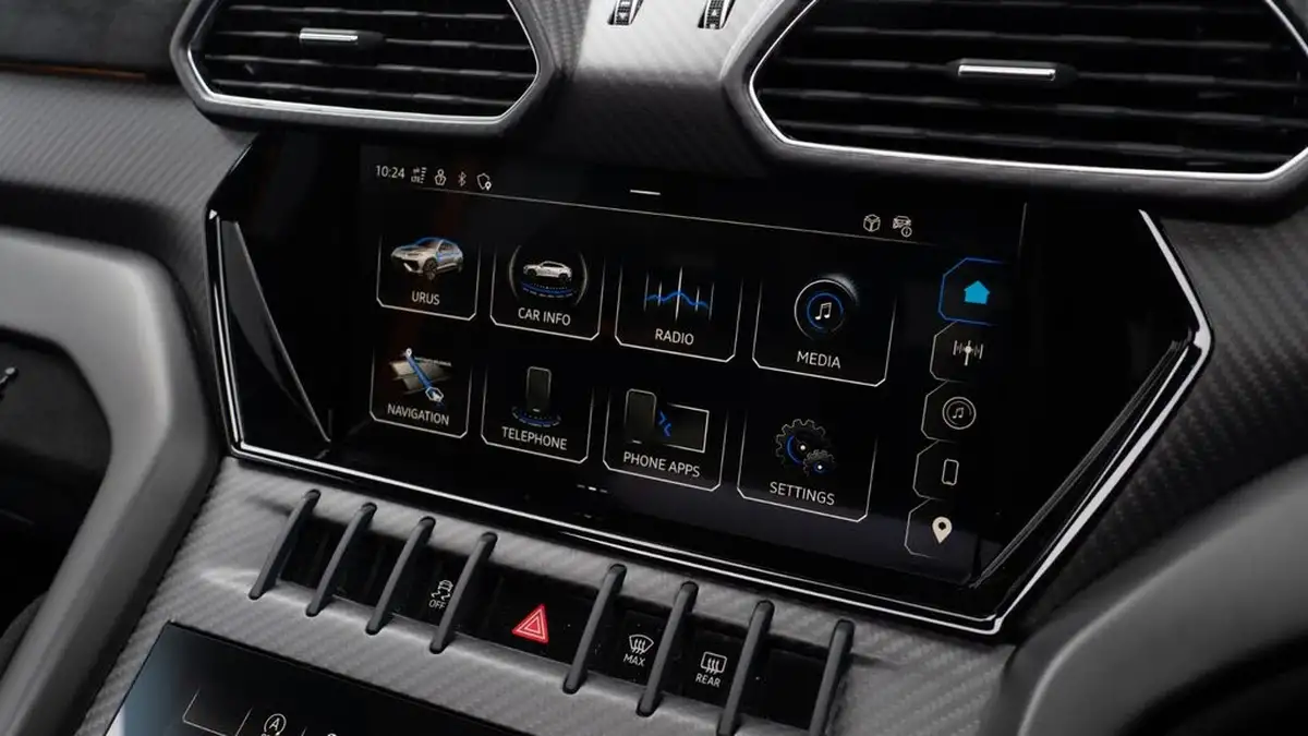 2024-lamborghini-urus-40-no-trim-big-34