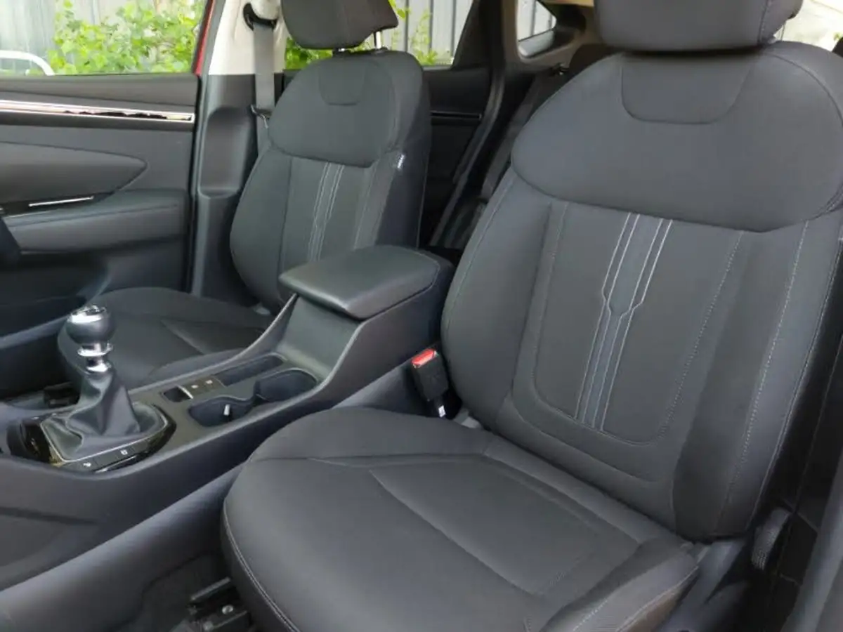 2022-hyundai-tucson-16-t-gdi-premium-150ps-big-14