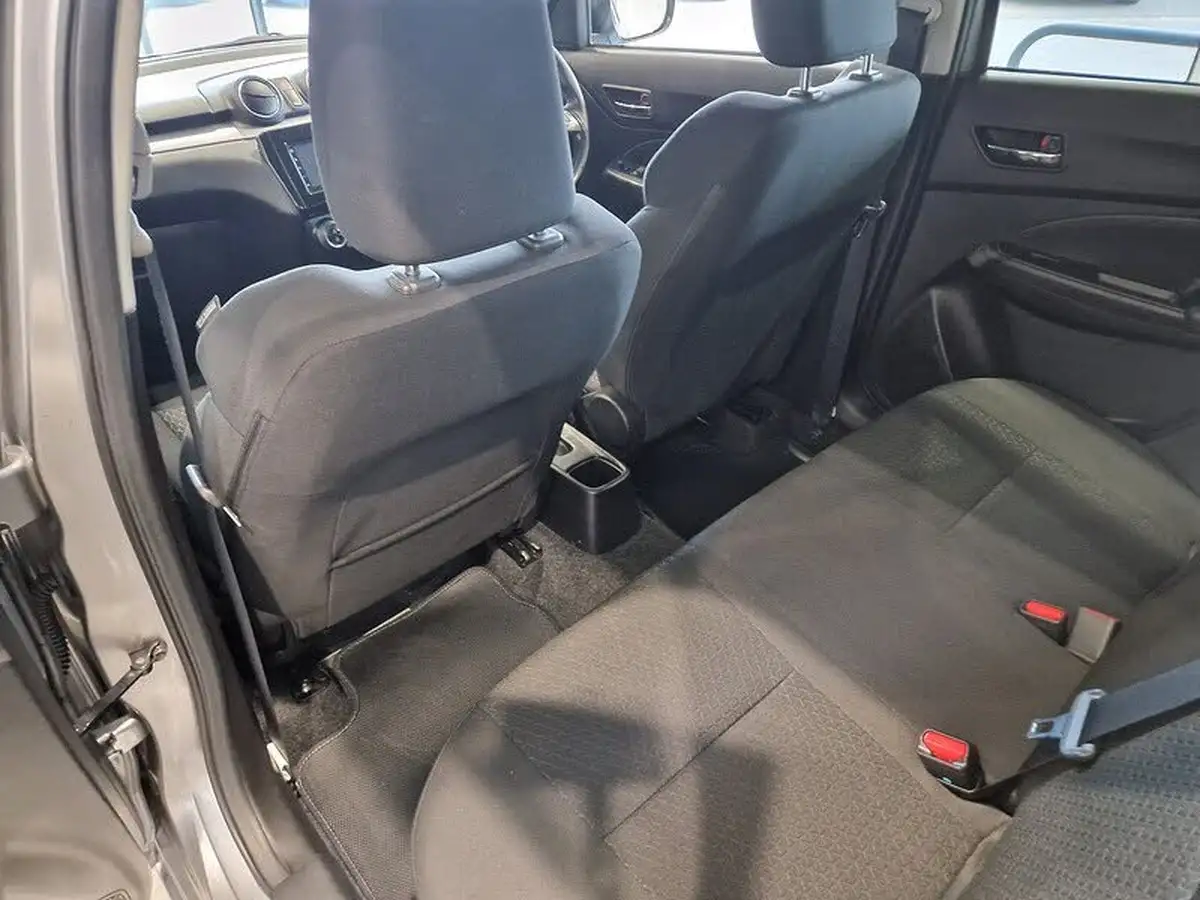 2022-suzuki-swift-12-dualjet-sz5-big-21