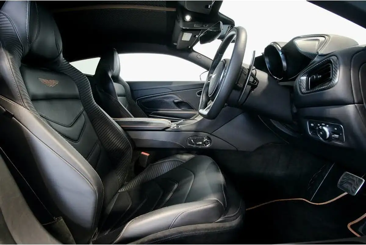 2023-aston-martin-dbs-big-10