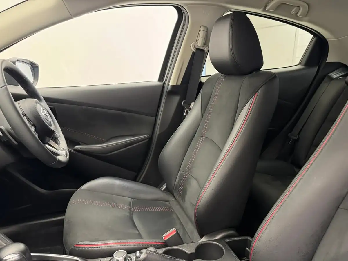 2024-mazda-mazda2-15-skyactiv-g-homura-aka-big-11