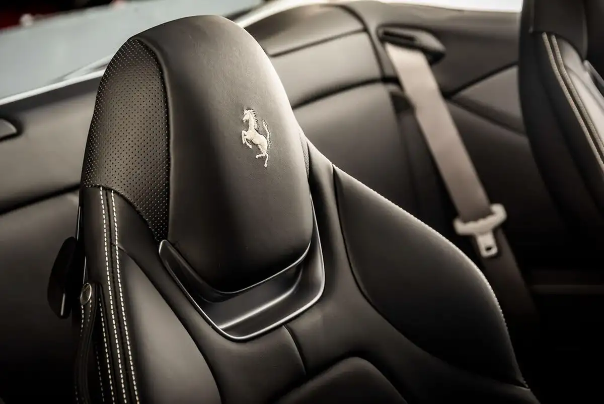 2019-ferrari-portofino-bca-big-41