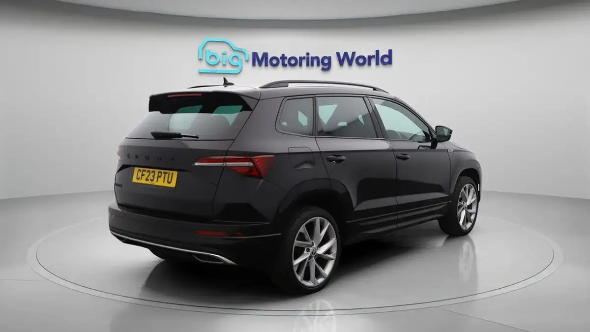 2023-skoda-karoq-15-tsi-sportline-big-7