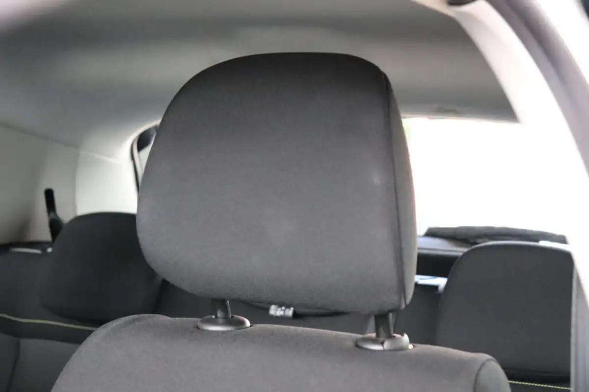 2018-citroen-c3-12-puretech-feel-82ps-big-50