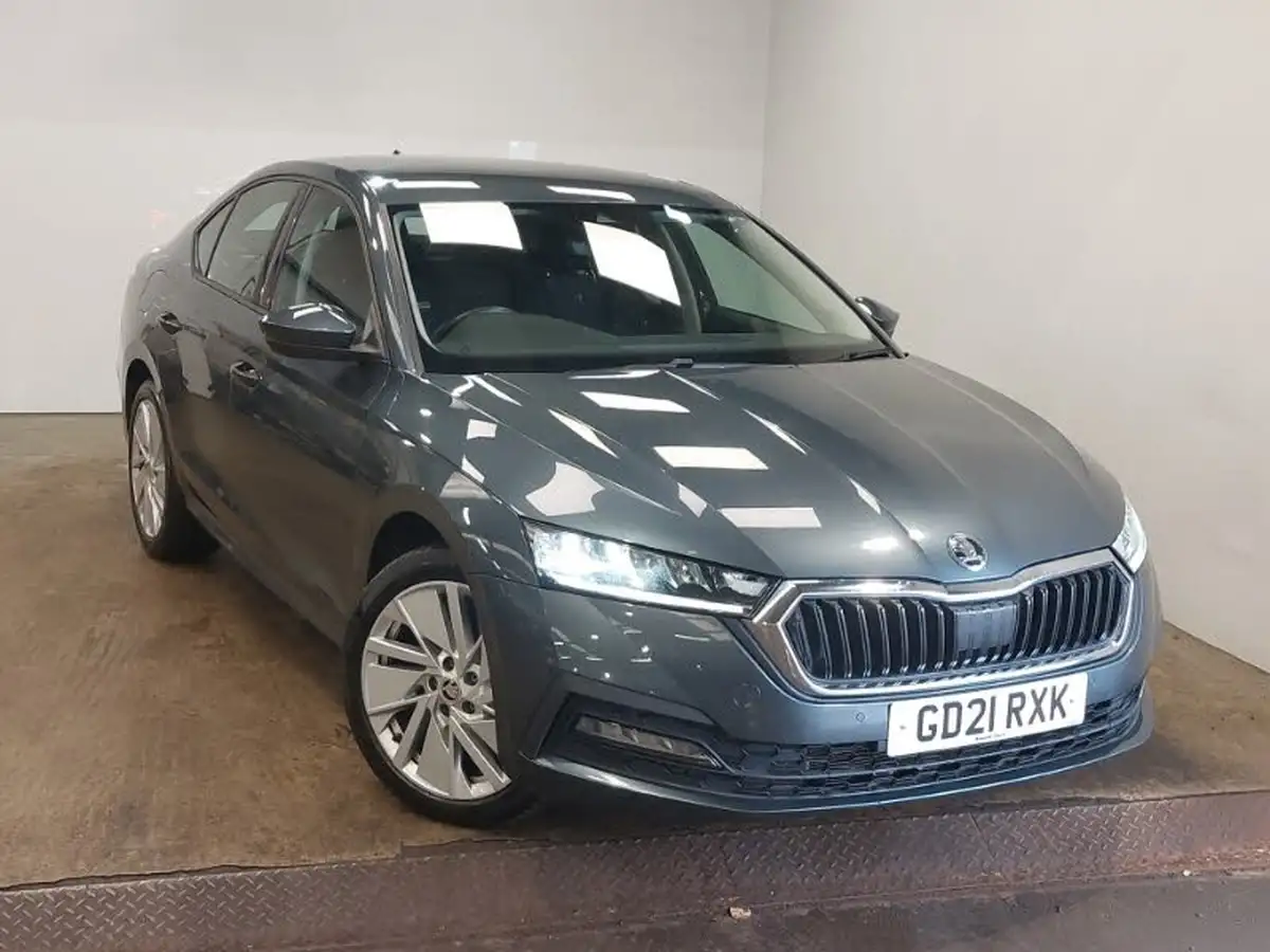 2021-skoda-octavia-14-tsi-se-technology-hatchback-big-0