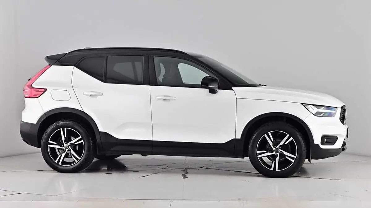 2021-volvo-xc40-15-t3-r-design-161bhp-big-79