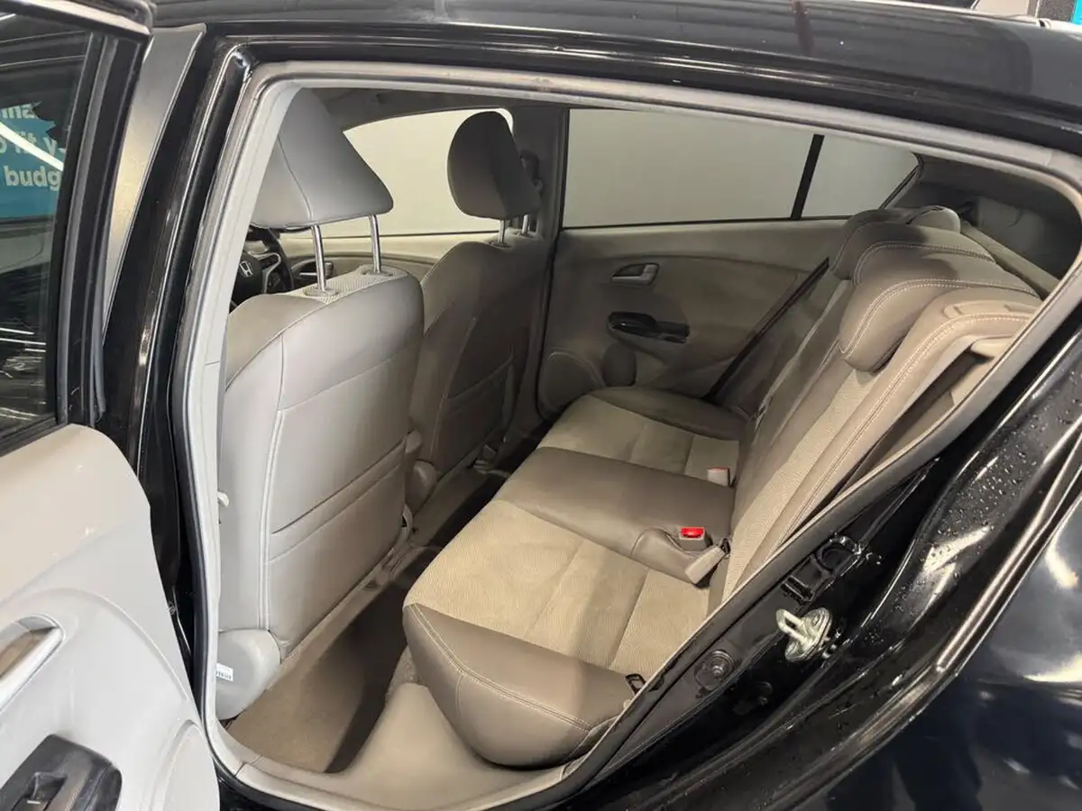2012-honda-insight-13-hs-big-14