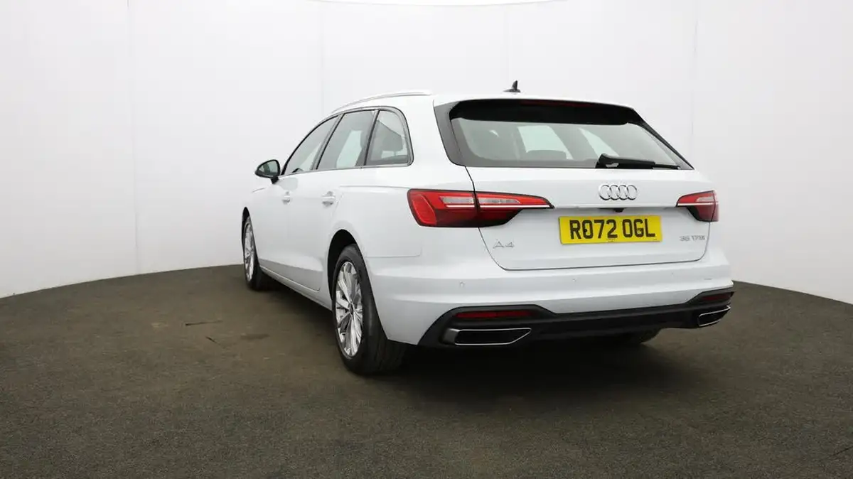 2022-audi-a4-avant-20-35-tfsi-technik-s-tronic-big-11