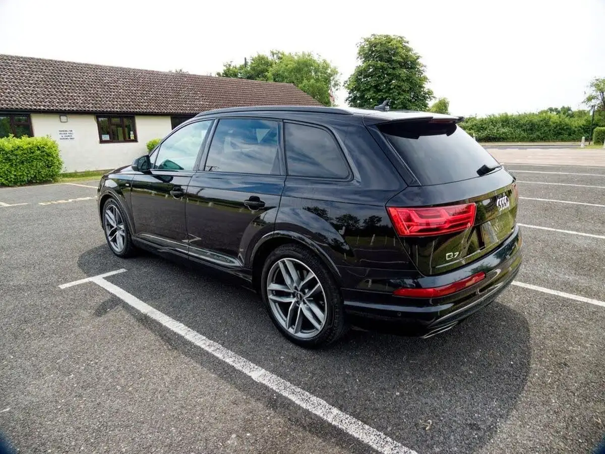 2018-audi-q7-30-50-tdi-black-edition-big-18